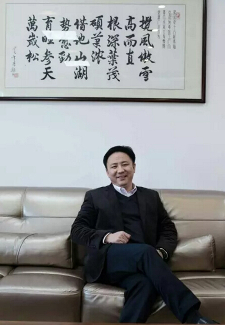 卓劲松