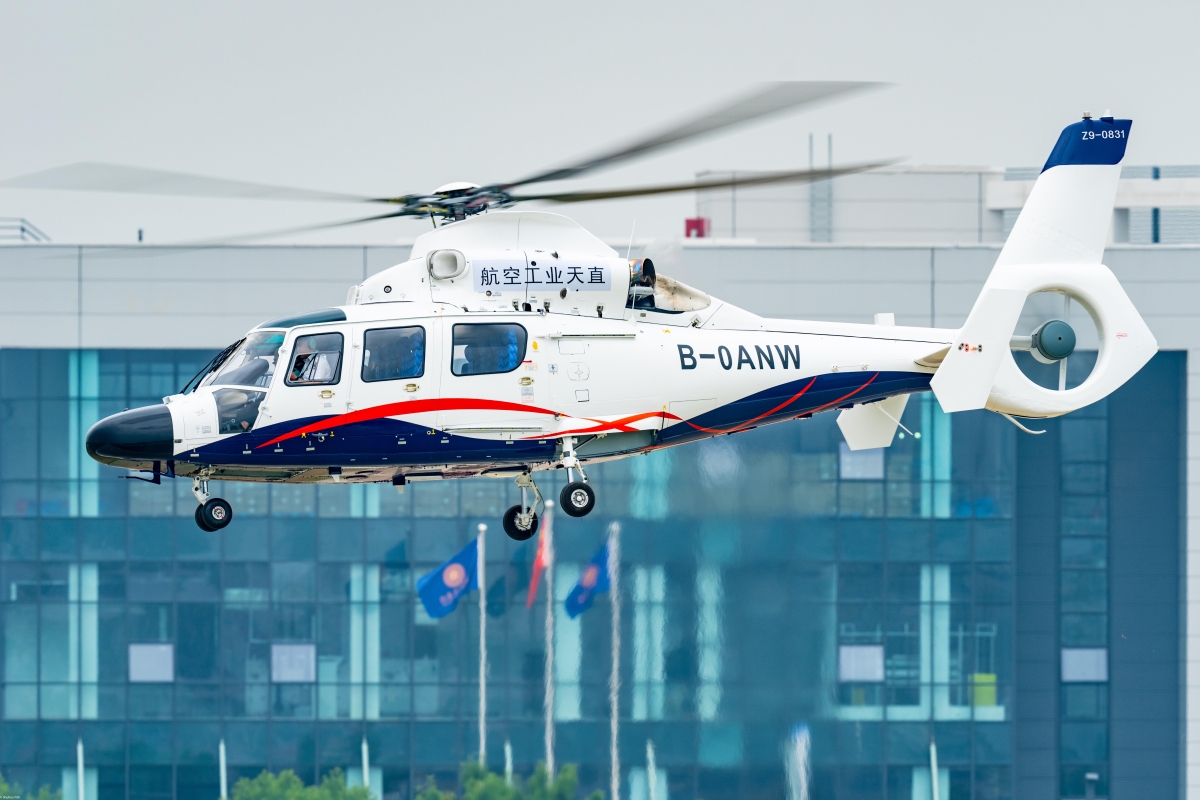 AC312E进行飞行预演。摄影：岳书华-1
